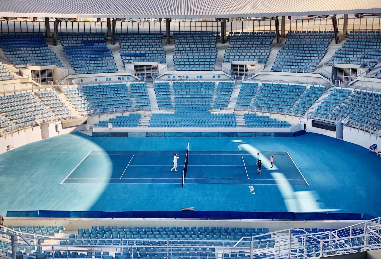 Luxury tennis experience