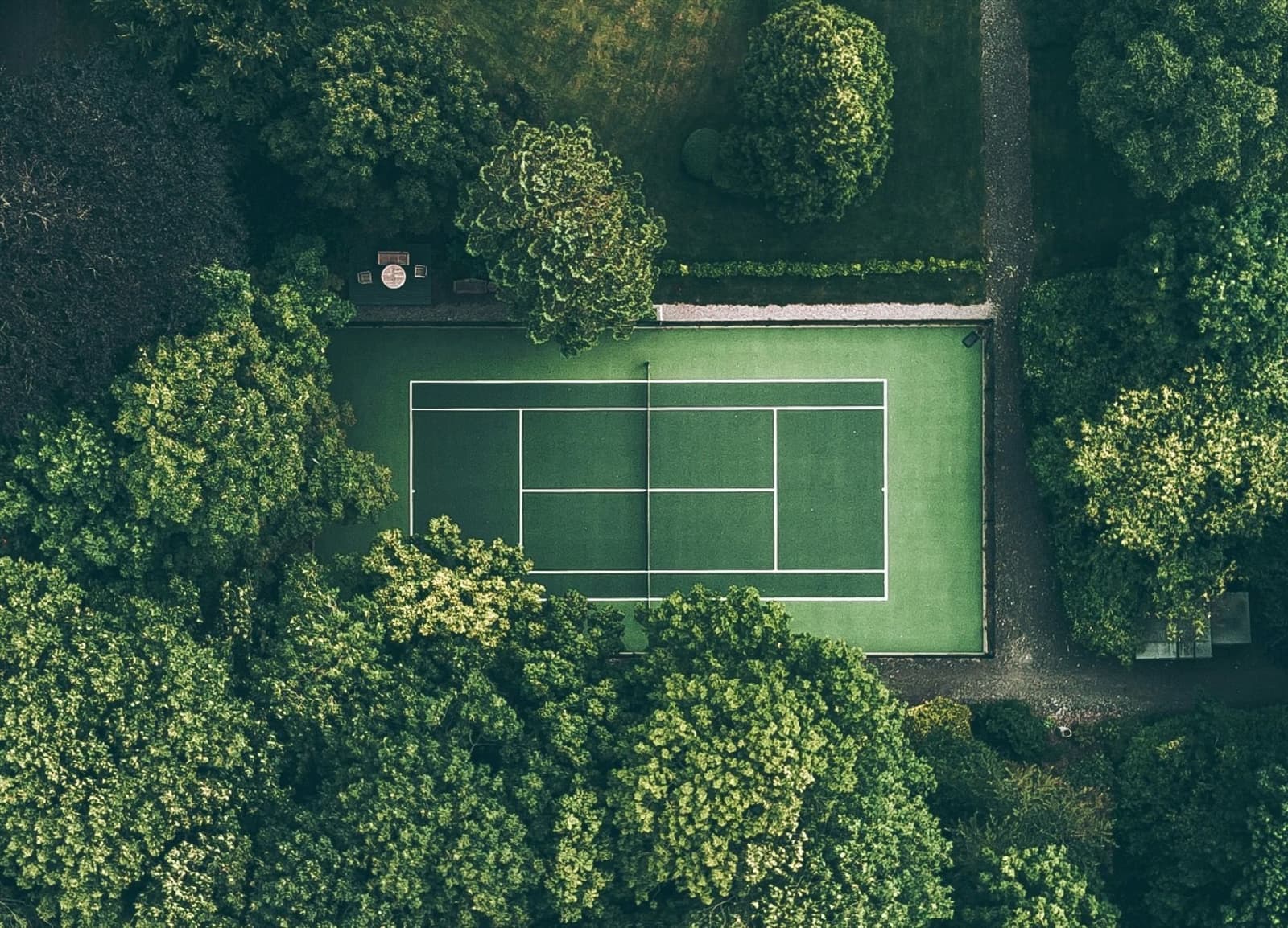 Luxury tennis experience